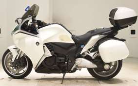 HONDA VFR1200F DCT 2013 SC63