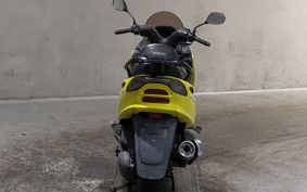 YAMAHA MAJESTY 125 SE22