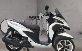 YAMAHA TRICITY 125 SE82J