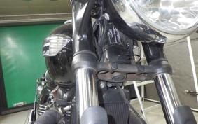 TRIUMPH BONNEVILLE T100 2021