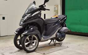YAMAHA TRICITY 125 SE82J