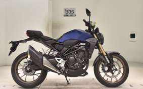 HONDA CB250RA 2014 MC52