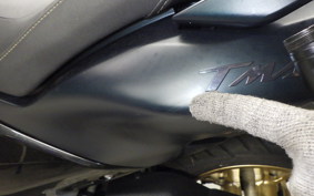 YAMAHA T-MAX 560 SJ19J