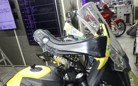 SUZUKI DL650 ( V-Strom 650 ) XTA 2019 C733A