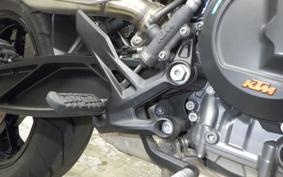 KTM 890 DUKE 2023