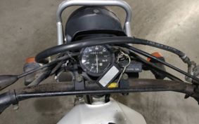 SUZUKI DJEBEL200 SH42A