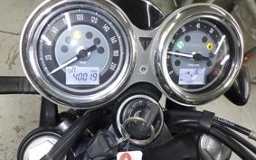 TRIUMPH BONNEVILLE T100 2021